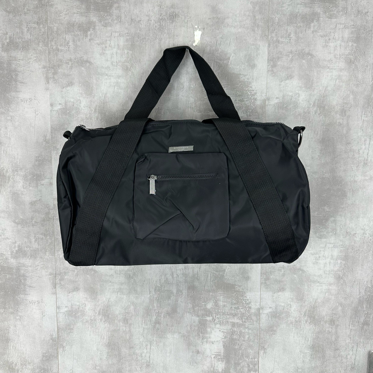 全新未使用 Givenchy/纪梵希 健身包 旅行包 大容量 有肩带