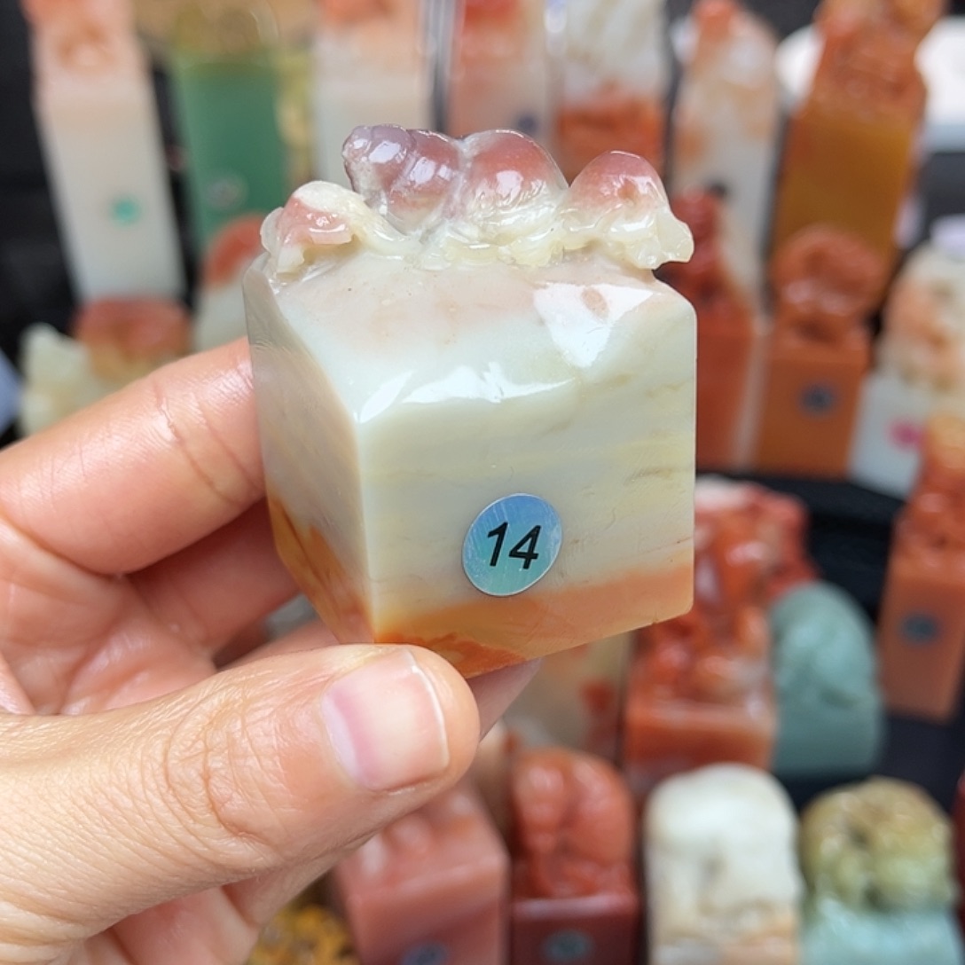 昌化石印石这种天气还穿的