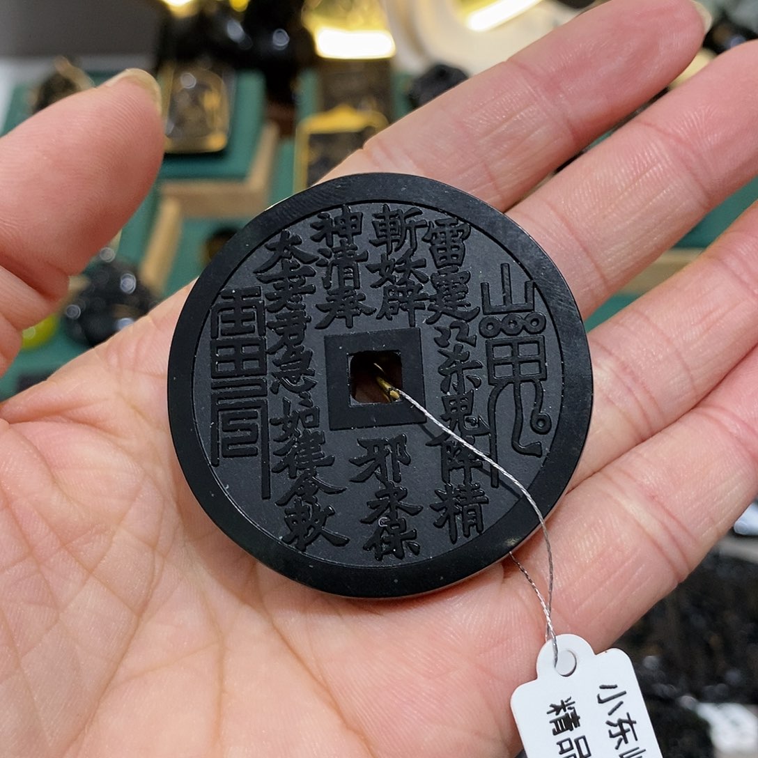 蛇纹石玉颈饰未镶嵌阿*