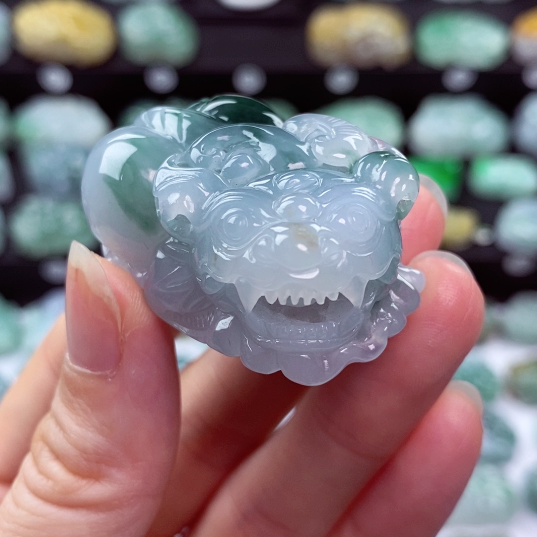 翡翠颈饰未镶嵌天然