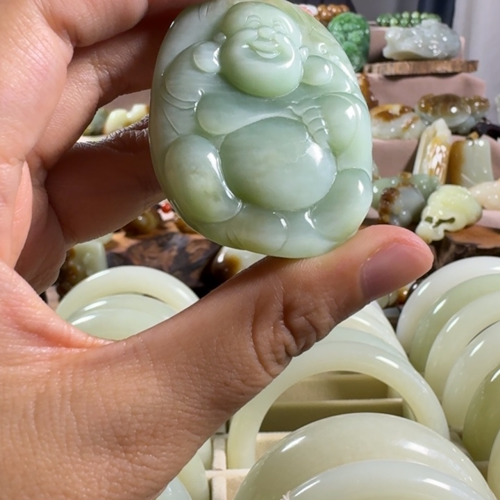 和田玉（糖玉）未镶嵌颈饰