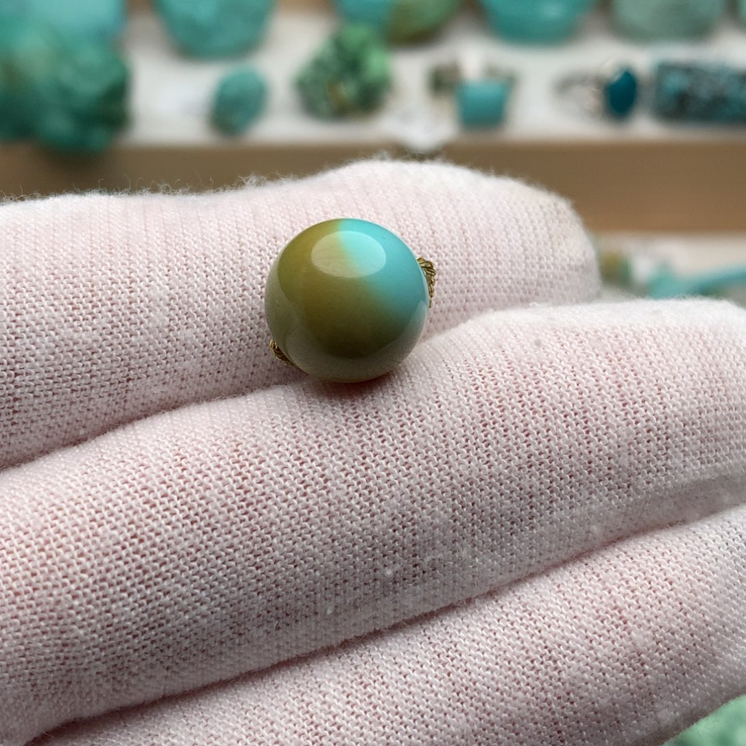 绿松石未镶嵌珠宝奇石11.9mm