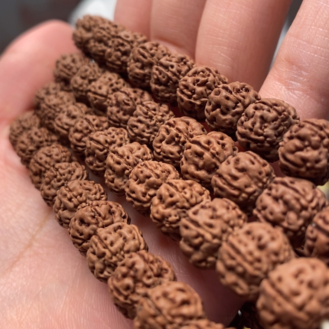 y***z菩提籽类凹底梅花108 10