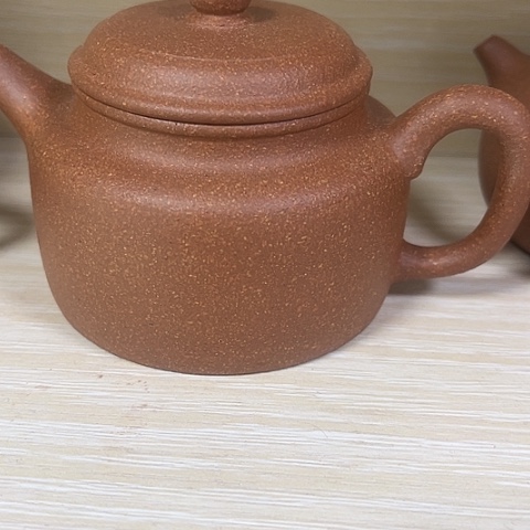 紫砂茶壶黄降德钟180c c