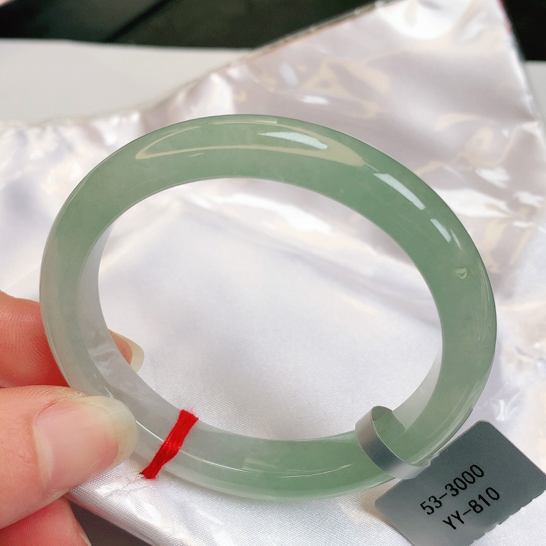 【闪购商品】翡翠手镯未镶嵌缅甸天然a货翡翠