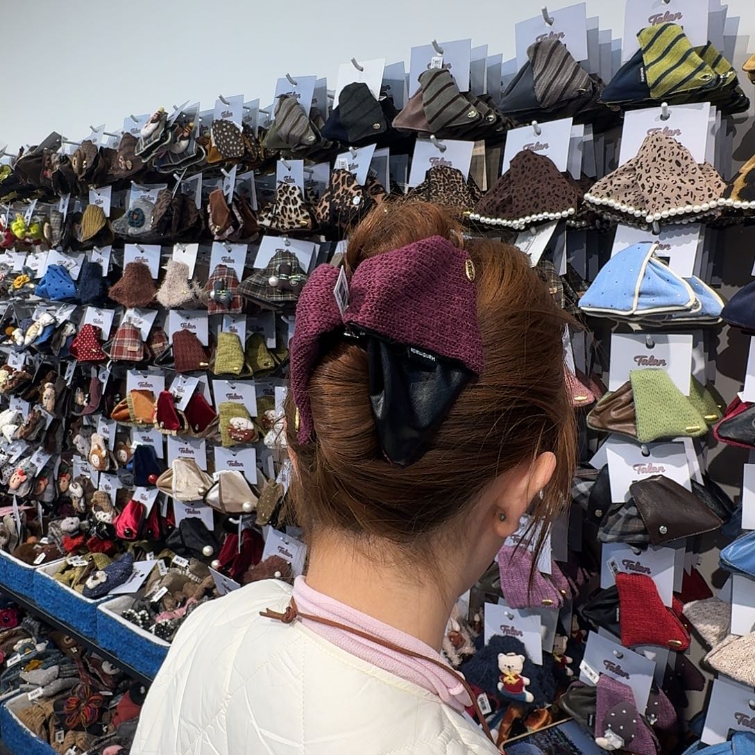 非金属紫色拼接皮面