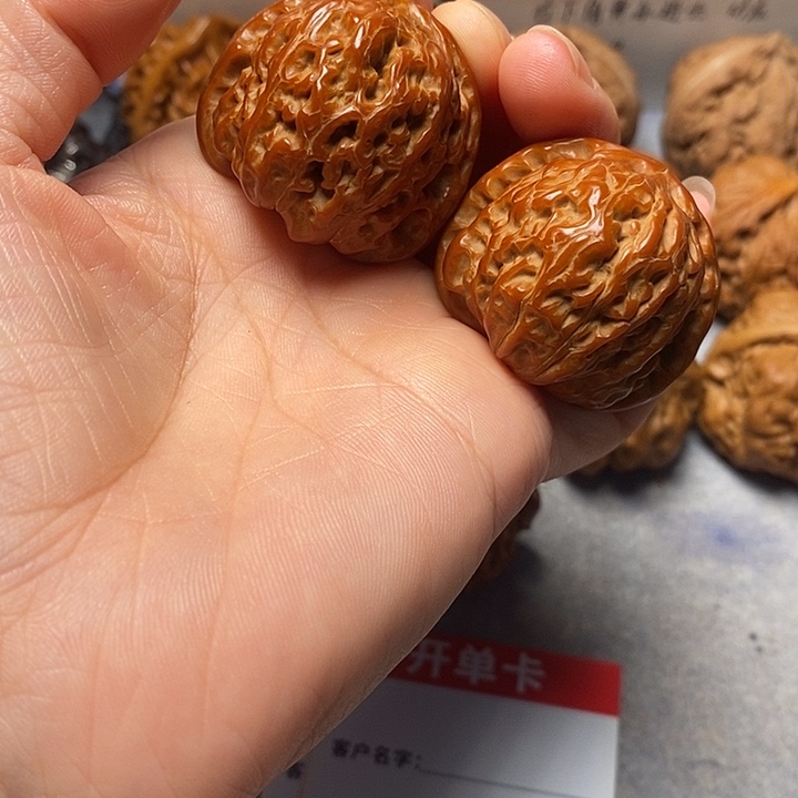 吊坠文玩核桃白狮