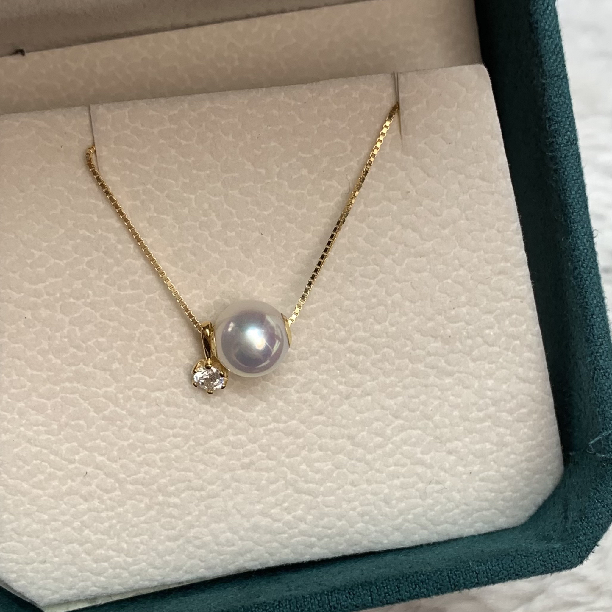 【粥粥甄选】海水Akoya珍珠7-8mm正圆微瑕极光路路通吊坠18k贴片