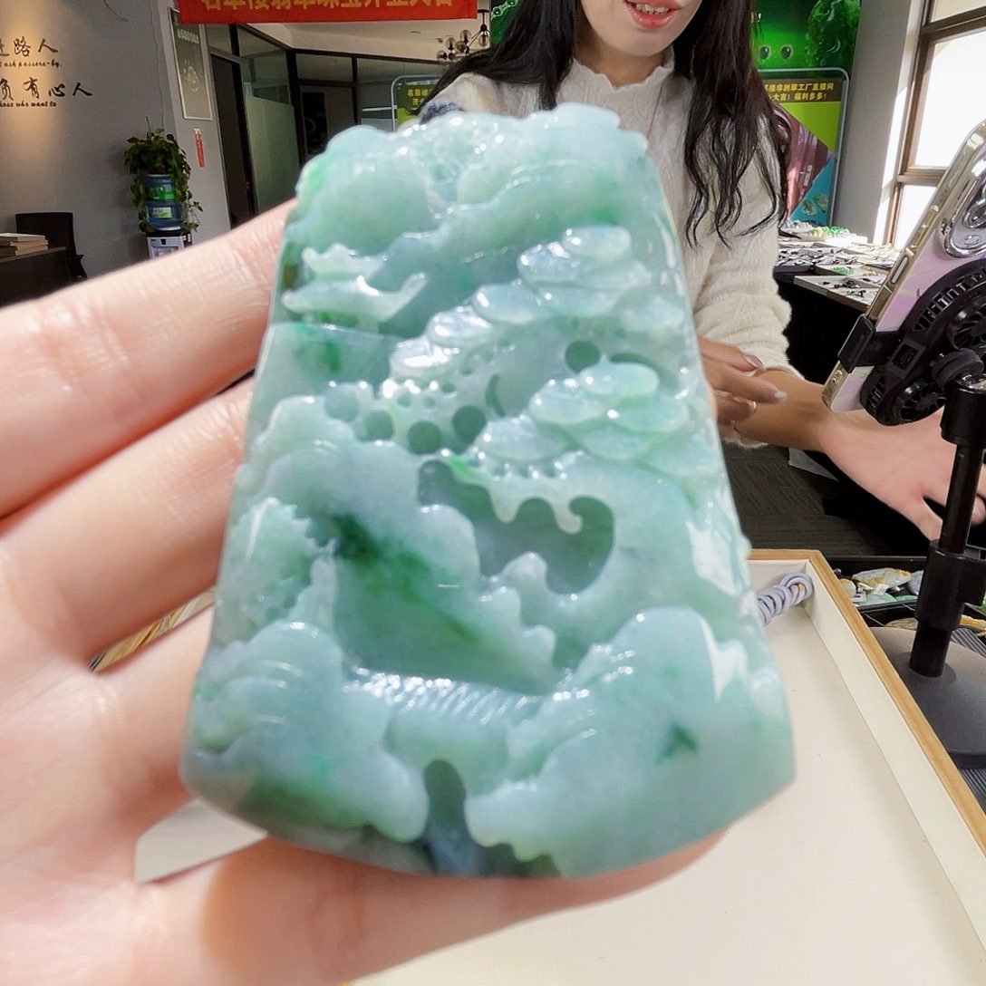 颈饰未镶嵌翡翠翡翠