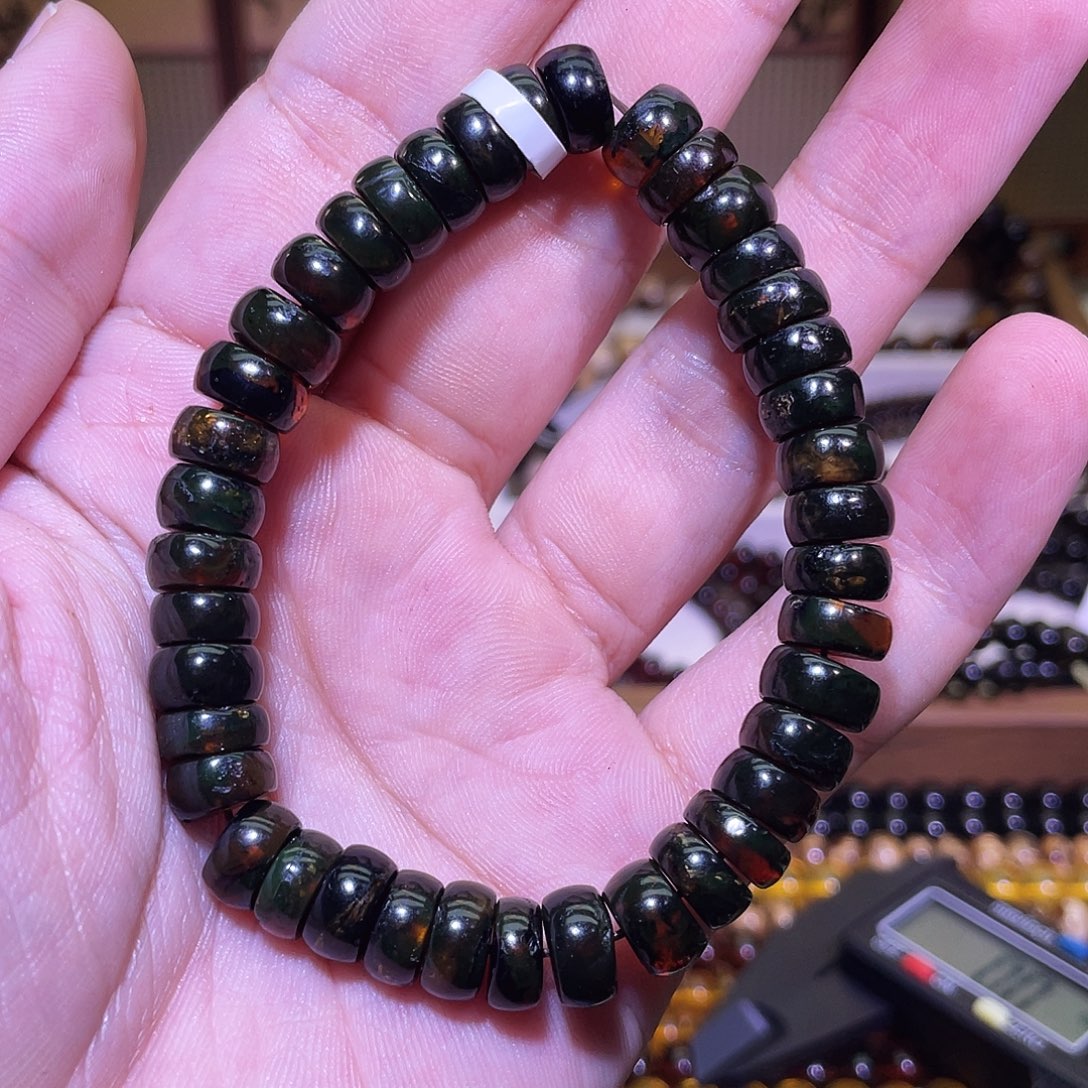 琥珀未镶嵌裸石9+抚顺琥珀翳珀