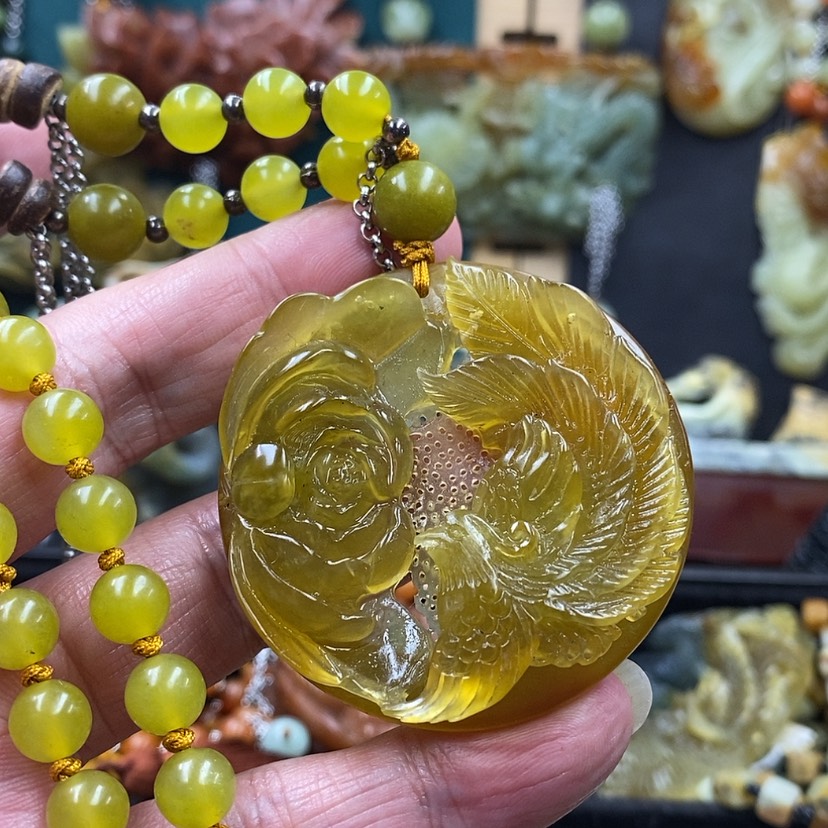 【闪购商品】蛇纹石玉吊坠未镶嵌