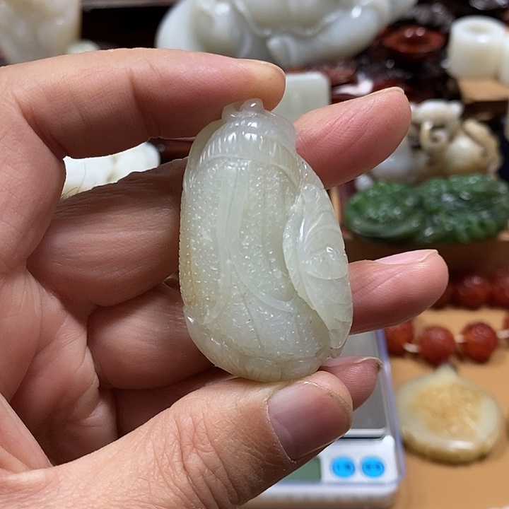 和田玉（糖玉）未镶嵌挂件