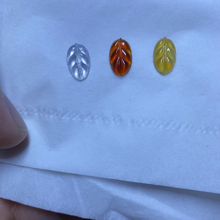 定制翡翠未镶嵌三个树叶