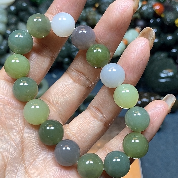 和田玉手串未镶嵌