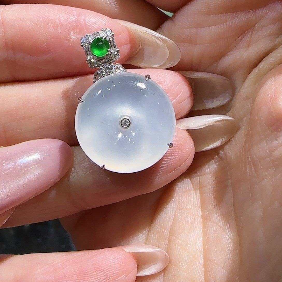 【闪购商品】颈饰18K金镶嵌翡翠Z***✿天然A货翡翠