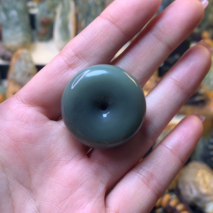 透闪石质玉手链未镶嵌