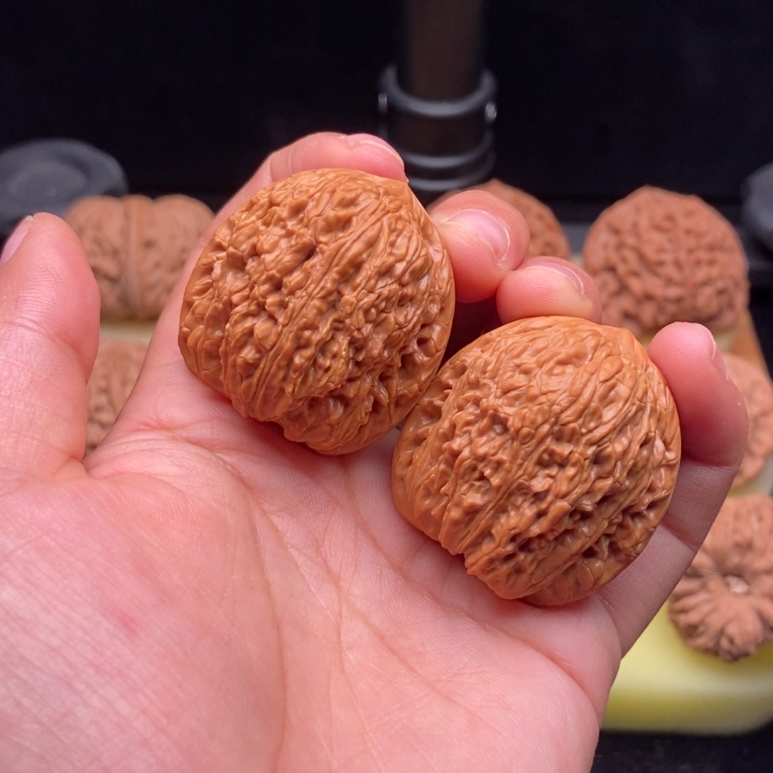 文玩核桃吊坠35绣球