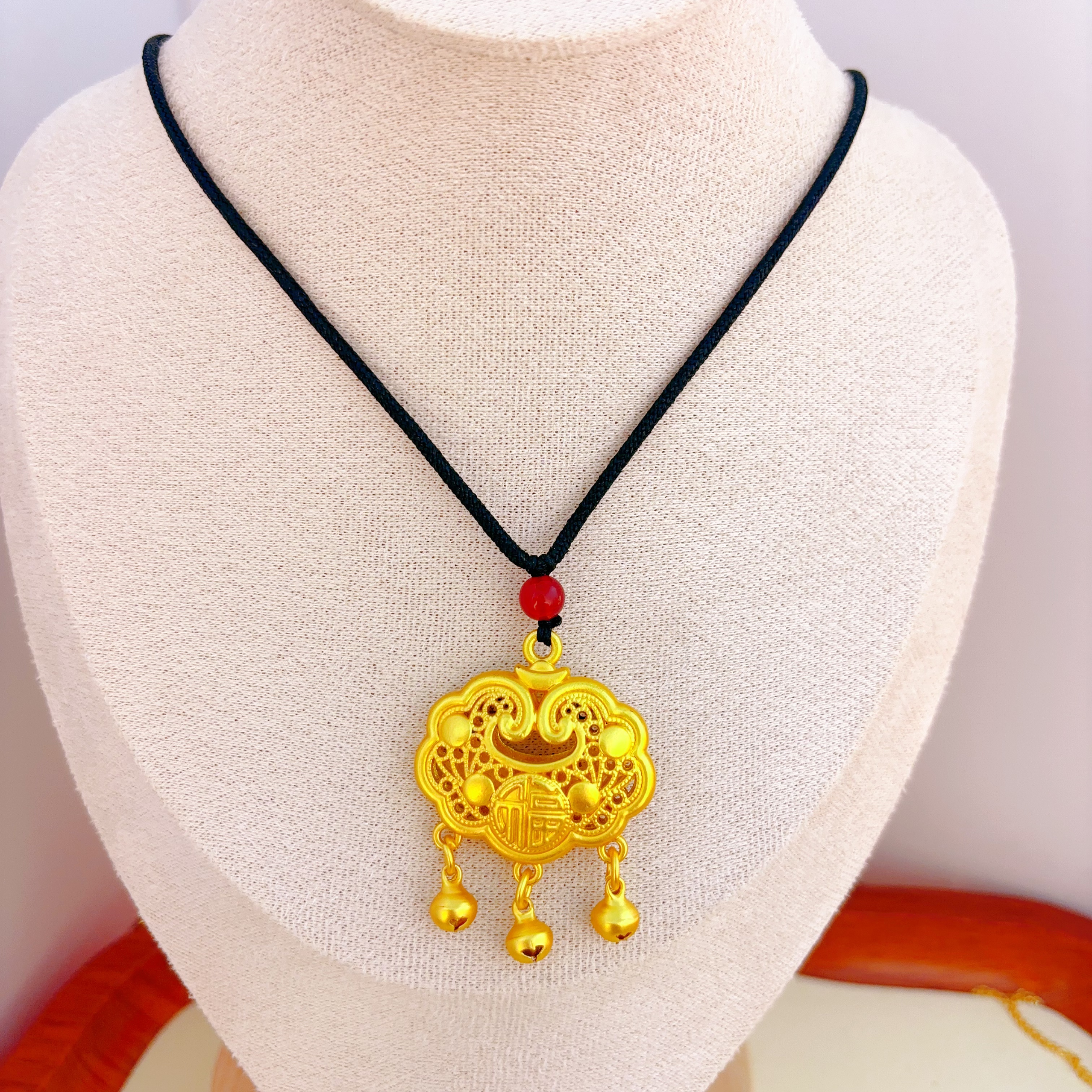  10448新中式平安锁包项链