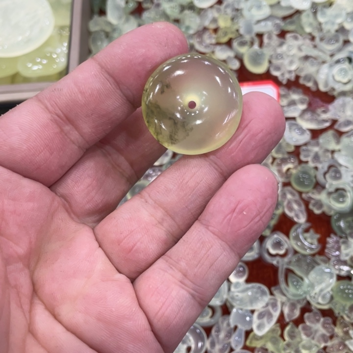 蛇纹石玉合金颈饰