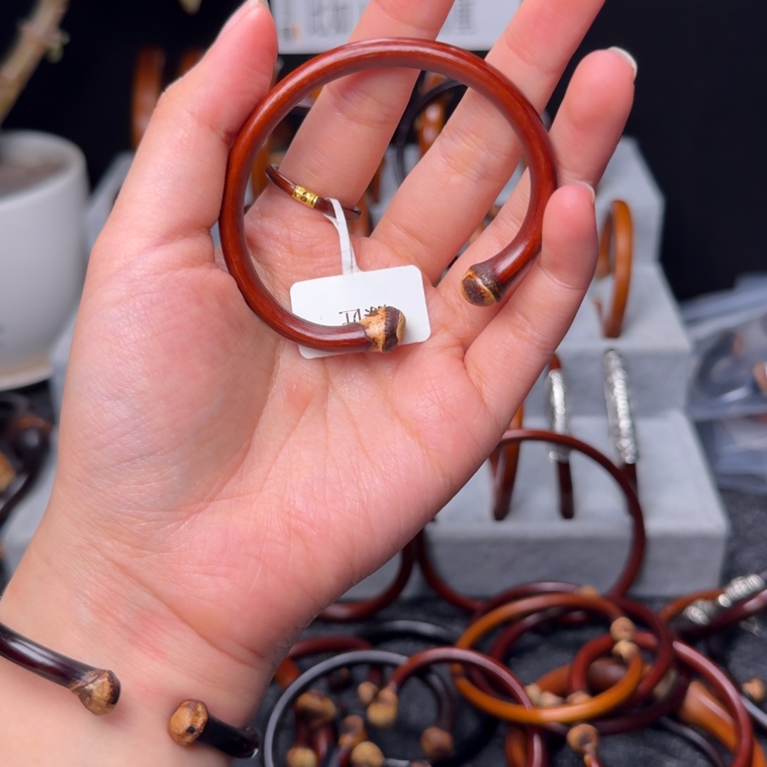 藤类手串/手链不***?鸡血藤