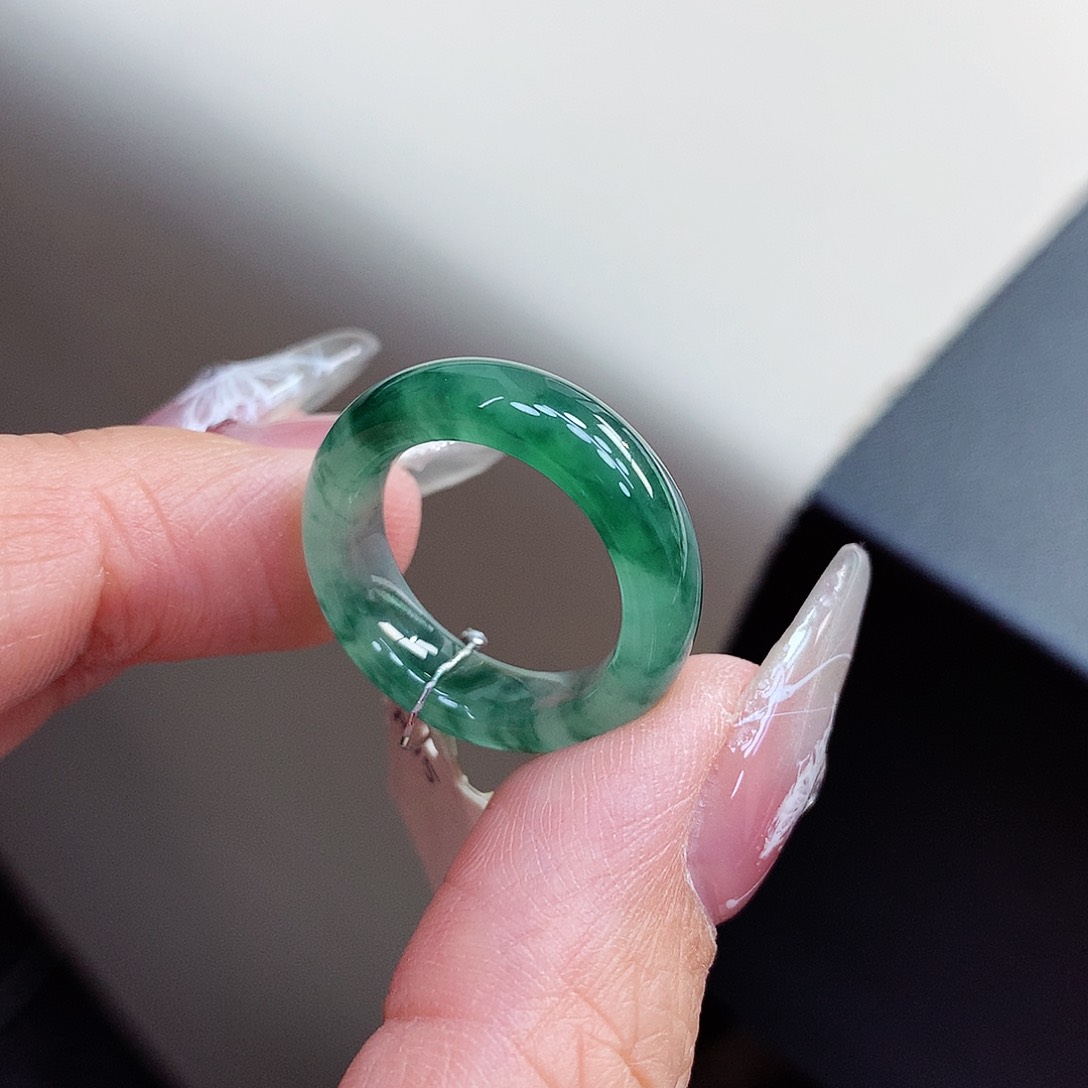 翡翠戒指未镶嵌13号