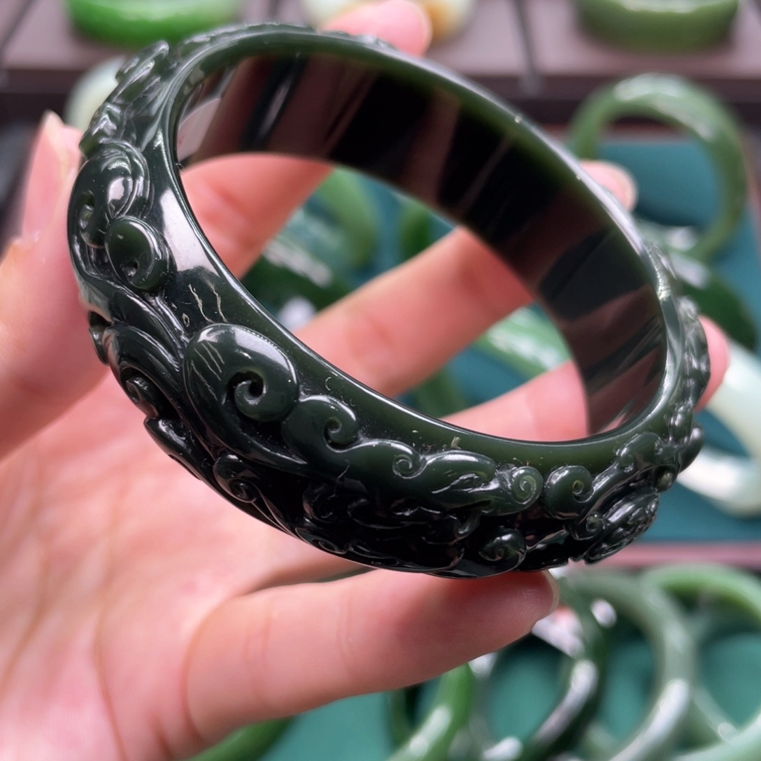 和田玉未镶嵌手镯5758