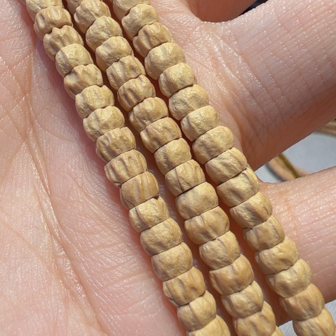 ༺***༻柏香籽/百香籽吊坠