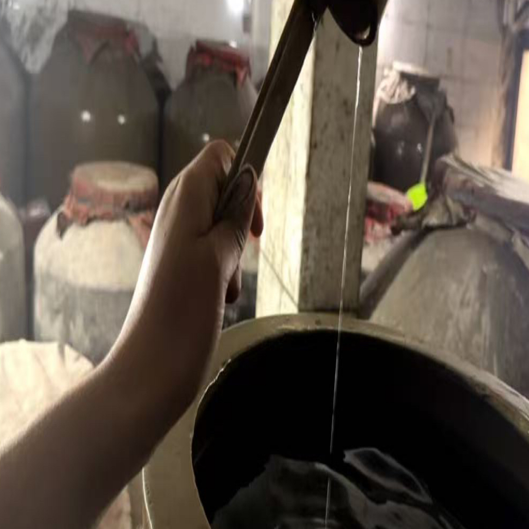 云上归鸿2.5升农家传统清香大曲五粮酒52度三年陈酿