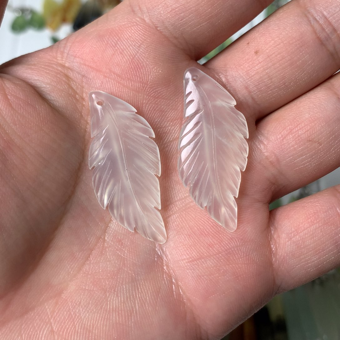 蛇纹石玉耳饰未镶嵌