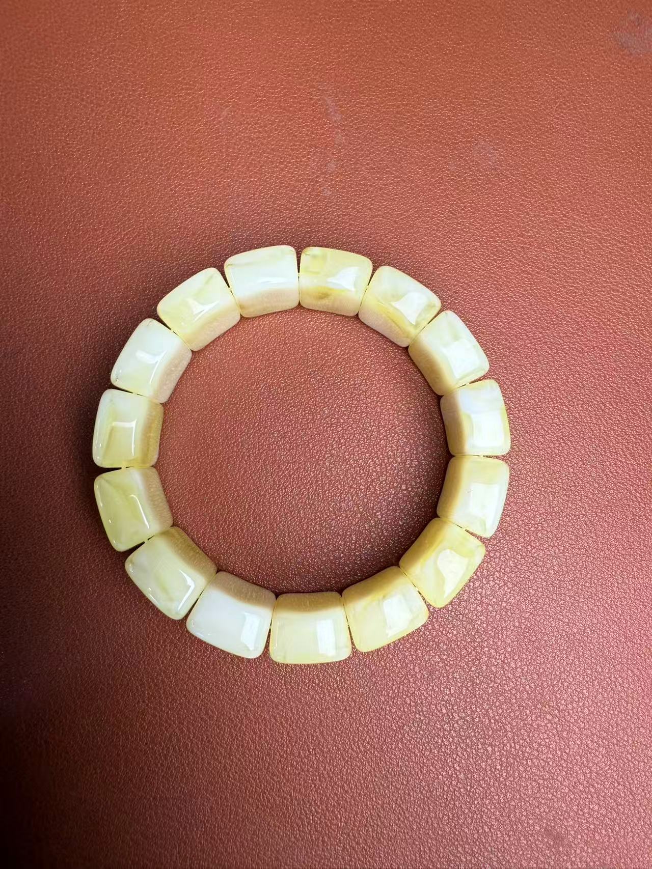 A300精选手串(无礼盒）