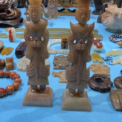 和田玉颈饰未镶嵌上**水