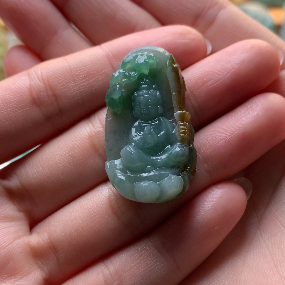 c****定制翡翠未镶嵌宝宝佛