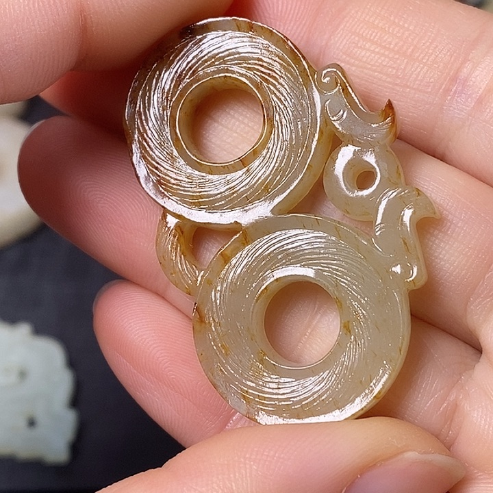 和田玉（糖玉）车挂未镶嵌琪