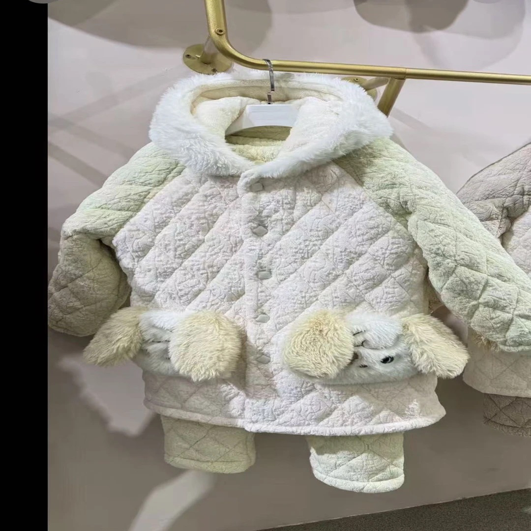 E815丹麦绿可爱亲子连帽款保暖冬季加厚家居服