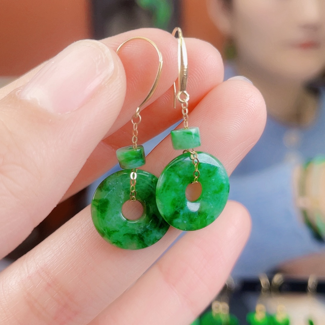 翡翠18K金镶嵌耳饰