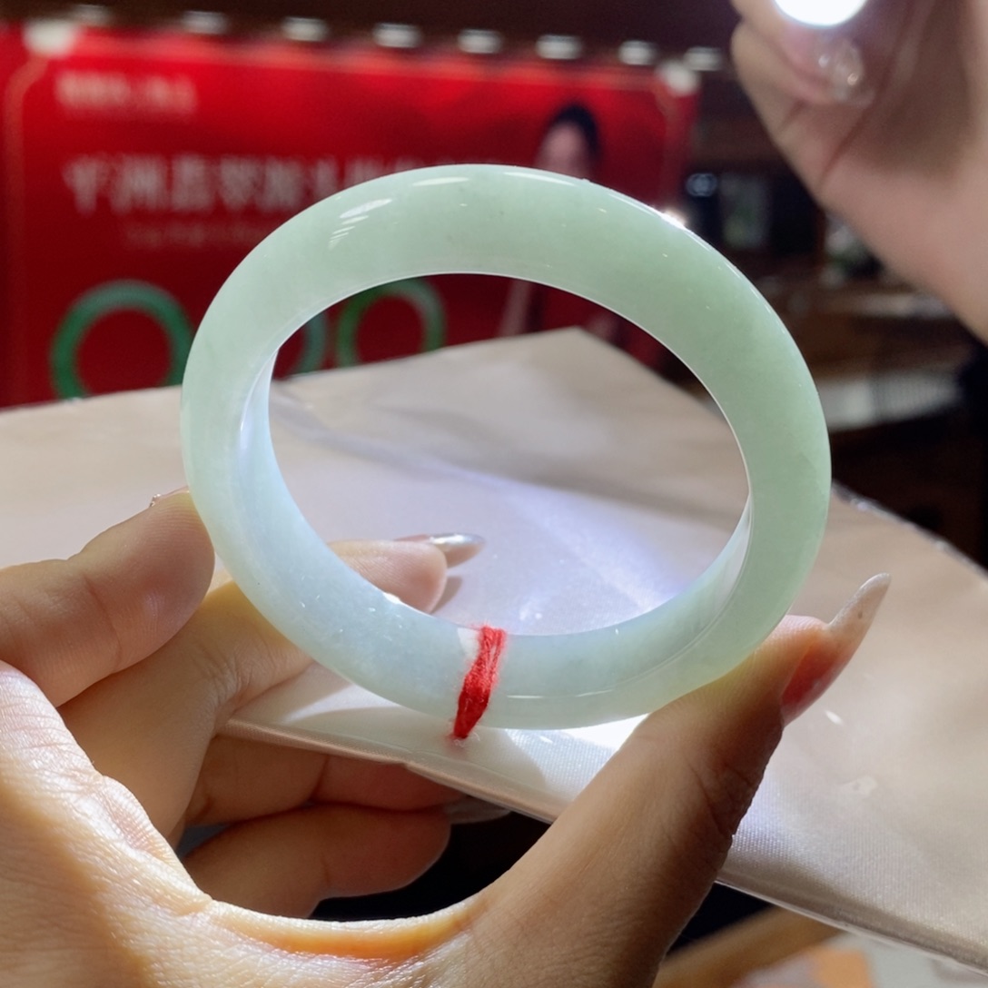 未镶嵌手镯翡翠翡翠