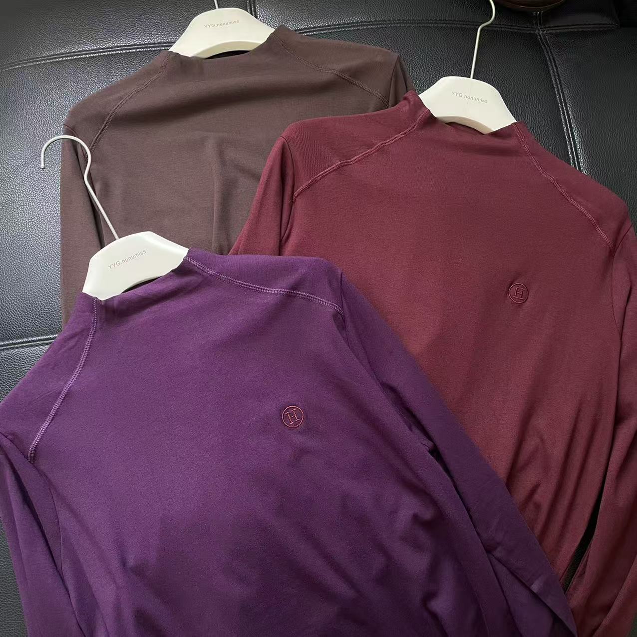 CS620冬装新款柔软高弹字母打底T恤女士