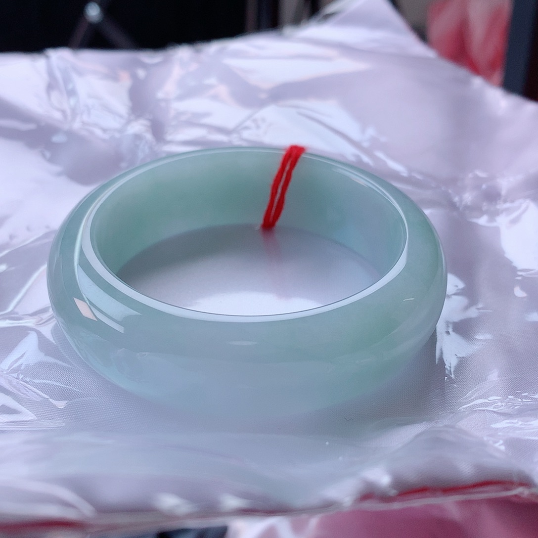 【闪购商品】未镶嵌手镯翡翠56+