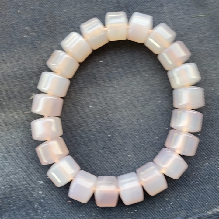 玛瑙/玉髓手串未镶嵌