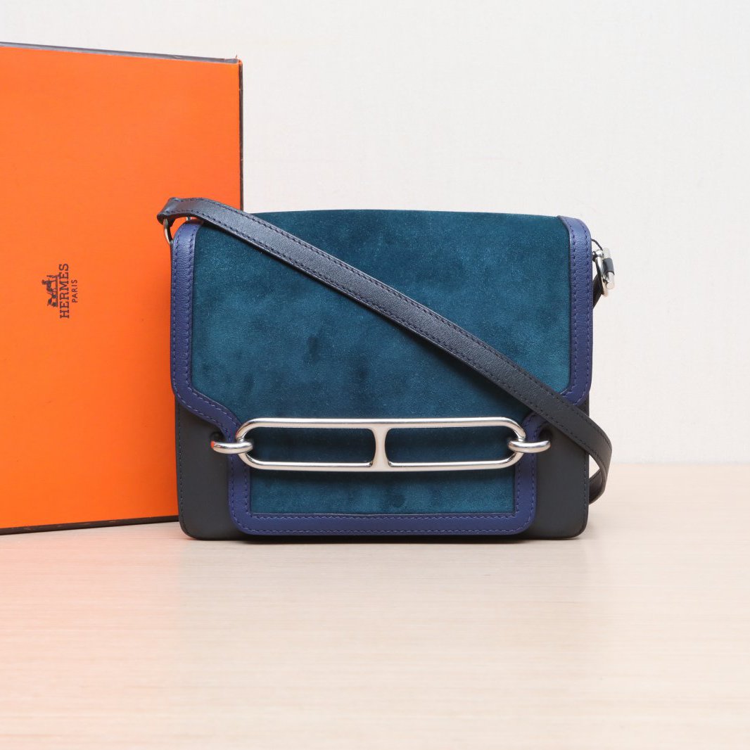 95新 Hermes/爱马仕 小花柳563690猪鼻子 23黑色拼宝石蓝 T刻 