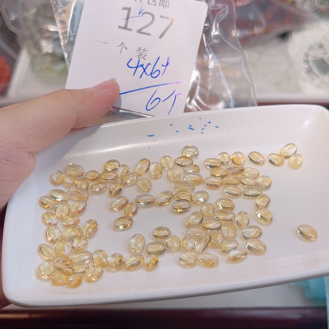 水晶未镶嵌珠宝半成品127 。    