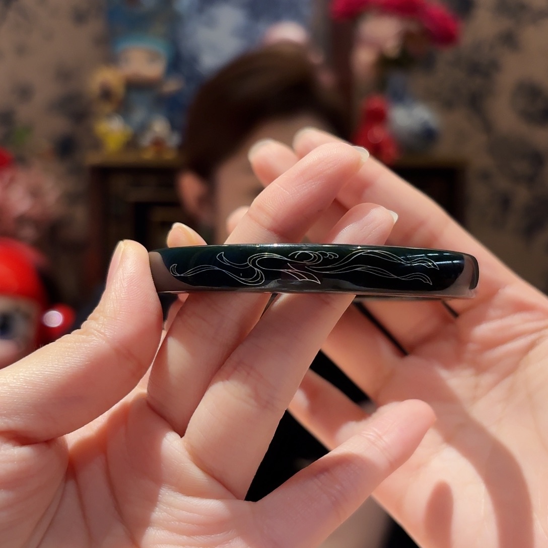 和田玉手镯未镶嵌62.4圈口 4号