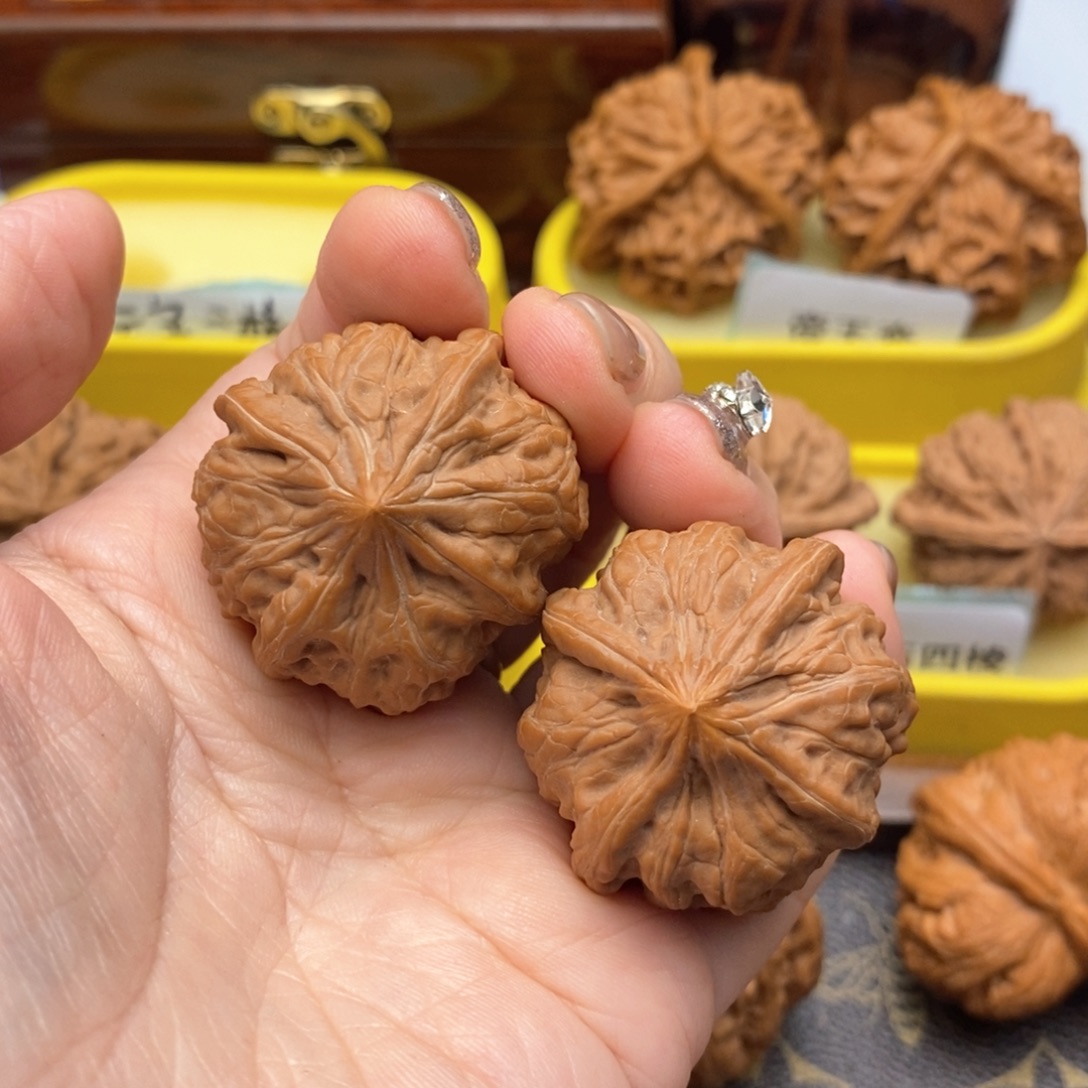 把件文玩核桃37尺凹底四棱