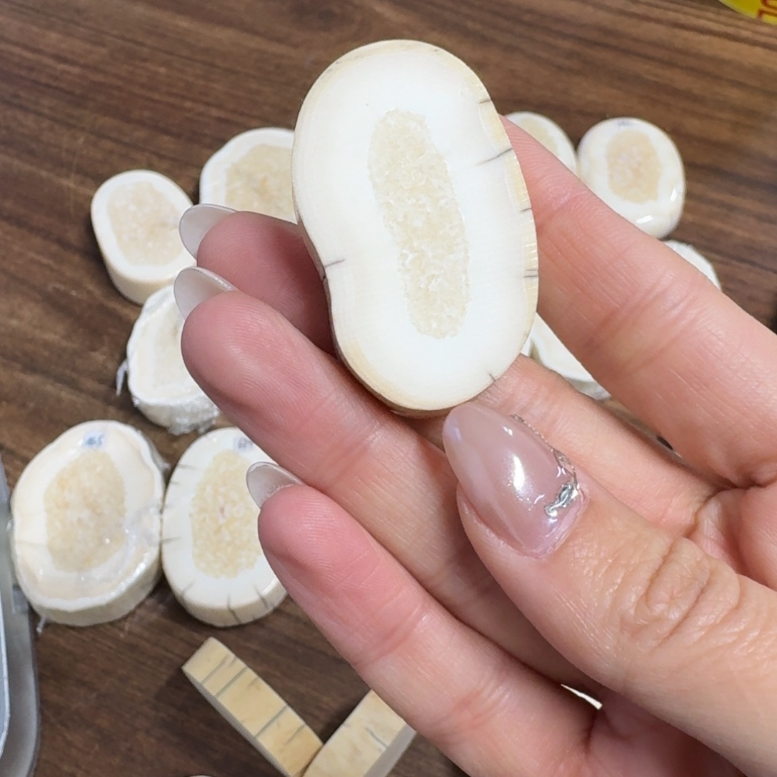 琉璃/树脂/塑料类胖饼子