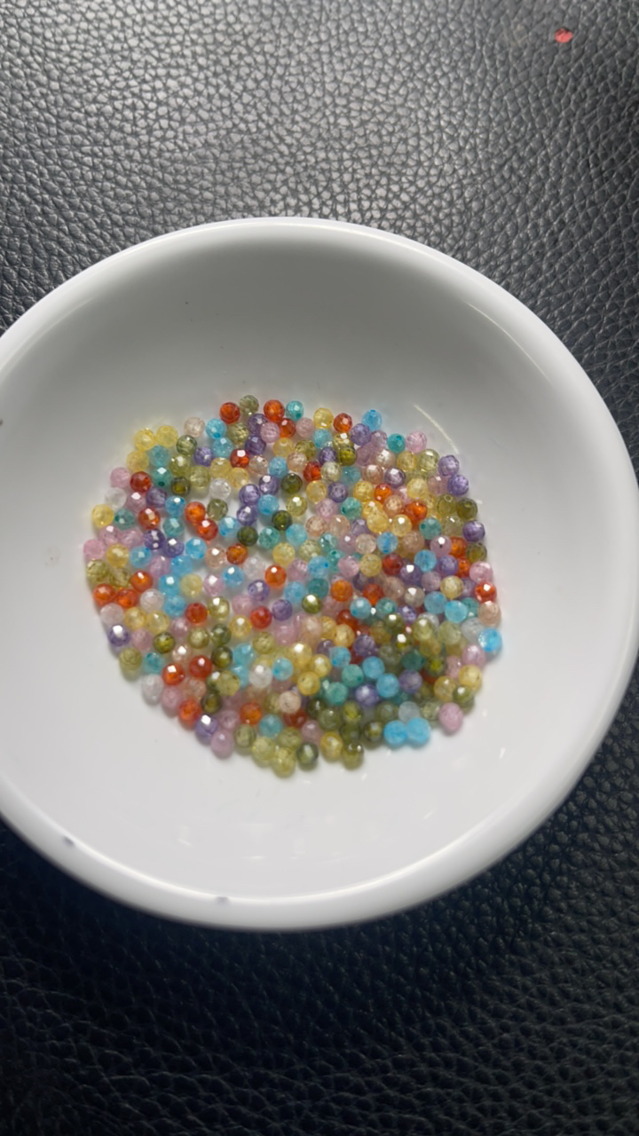 鸿福珠宝~B2086彩锆石切面4mm30个8元