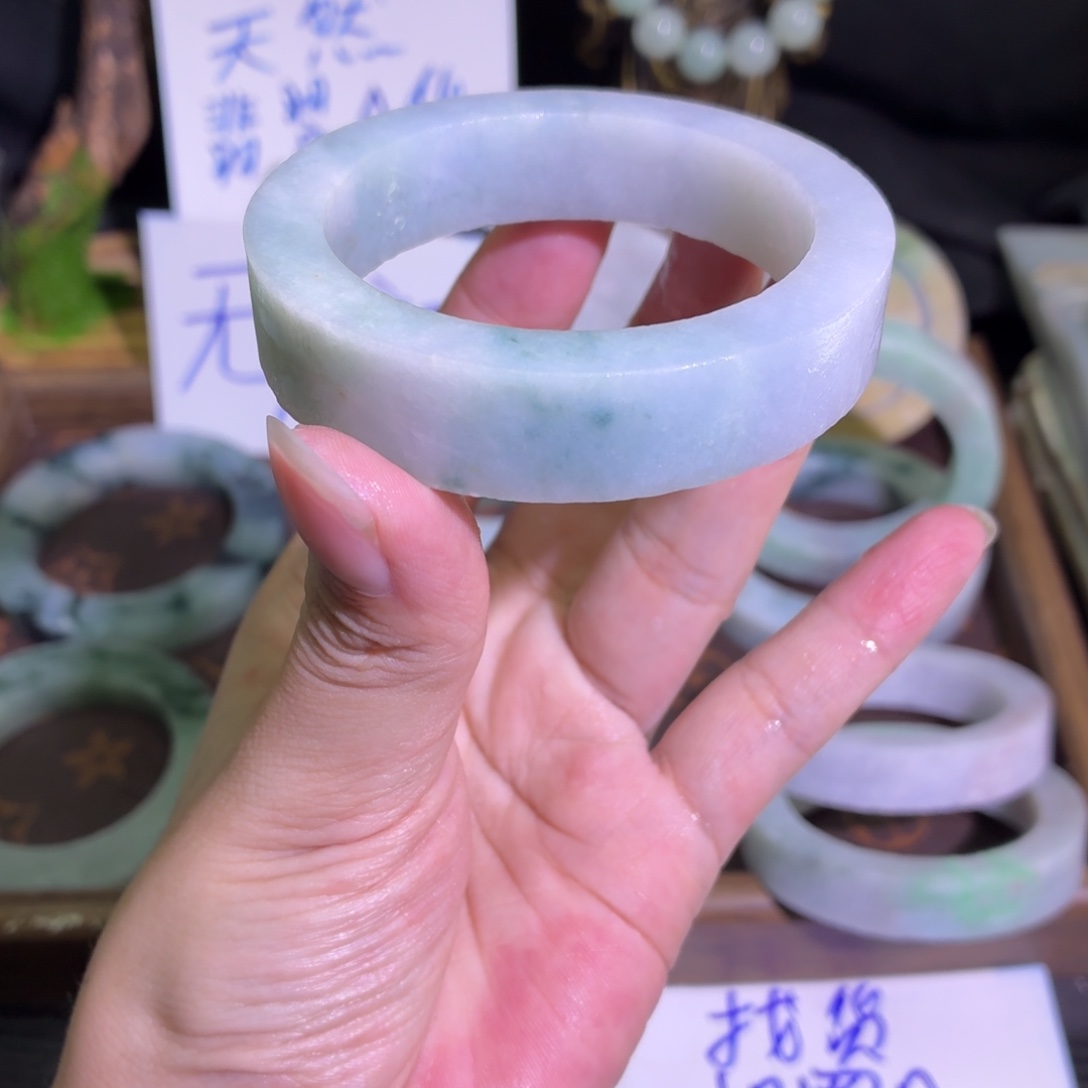 定制翡翠未镶嵌翡翠A货毛胚手镯定制