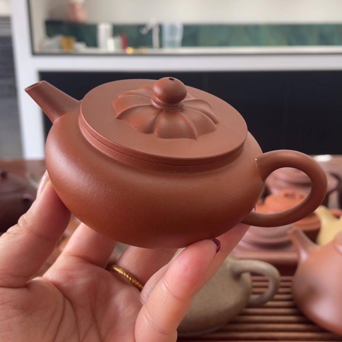 紫砂茶壶菱花红泥150cc