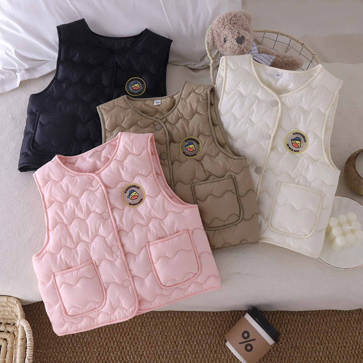 小黄鸭儿童保暖马甲秋冬新款防风加厚男童女童棉服外套外穿马甲