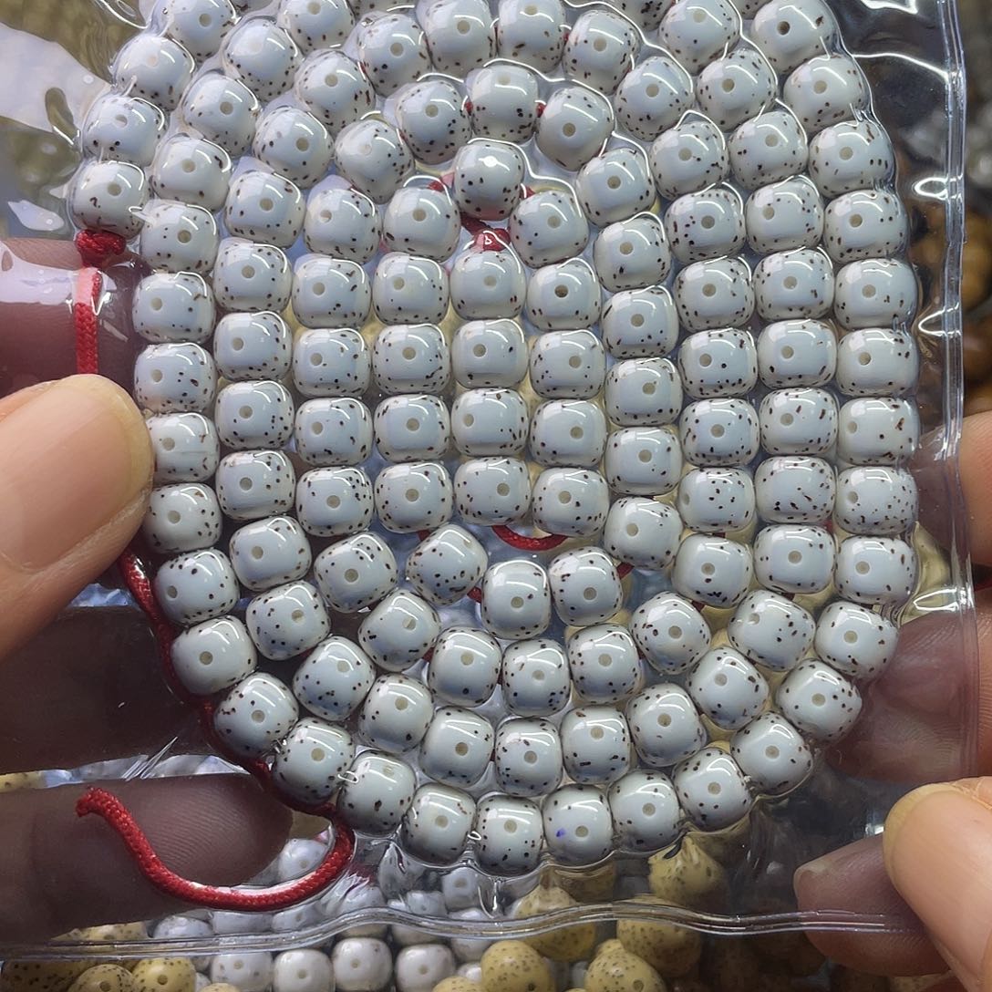 星月菩提吊坠用****49 8桶