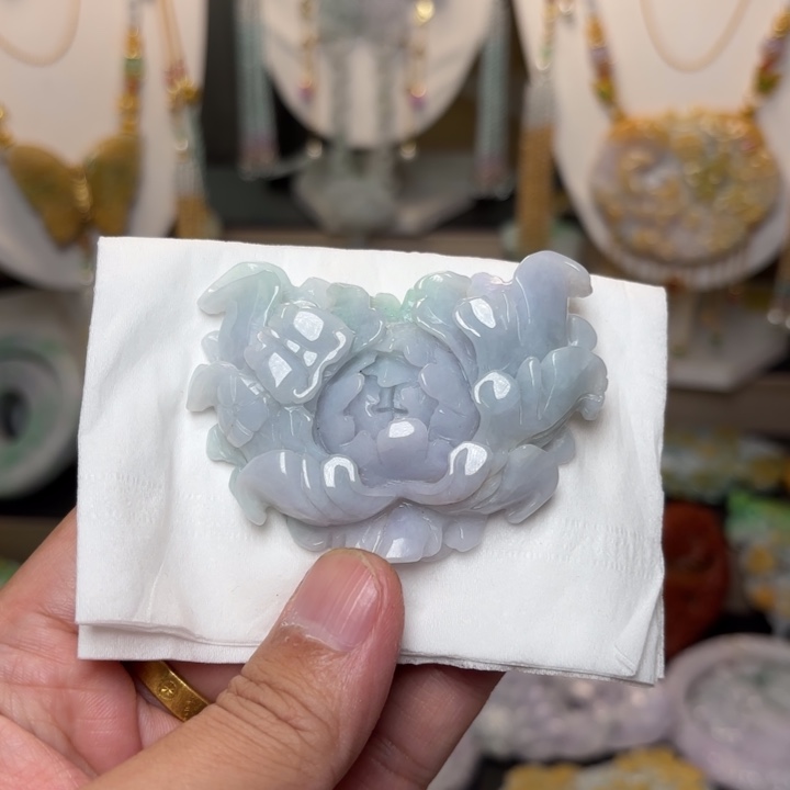 翡翠未镶嵌颈饰吊坠